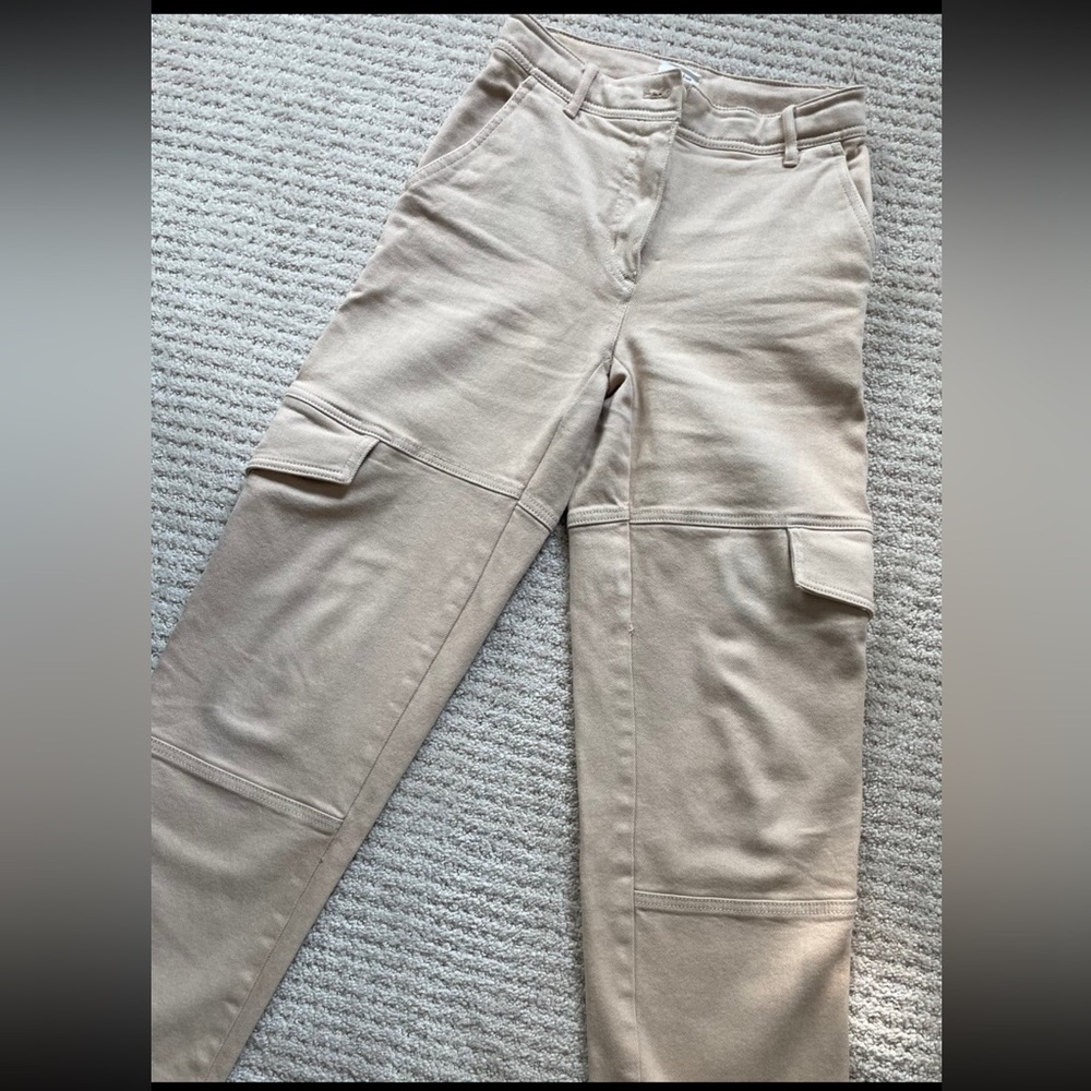 Aritzia Beige Cargo Pants for Women